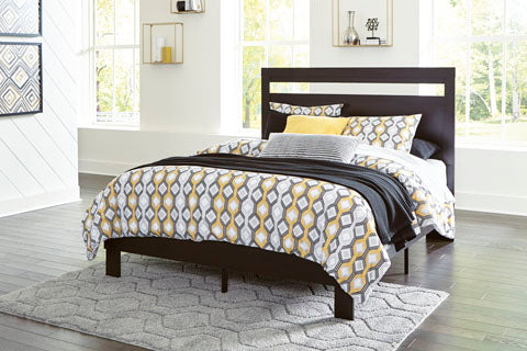 Finch Queen bed