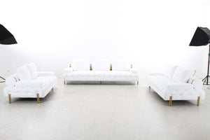 Tufting White Loveseat (200cm)