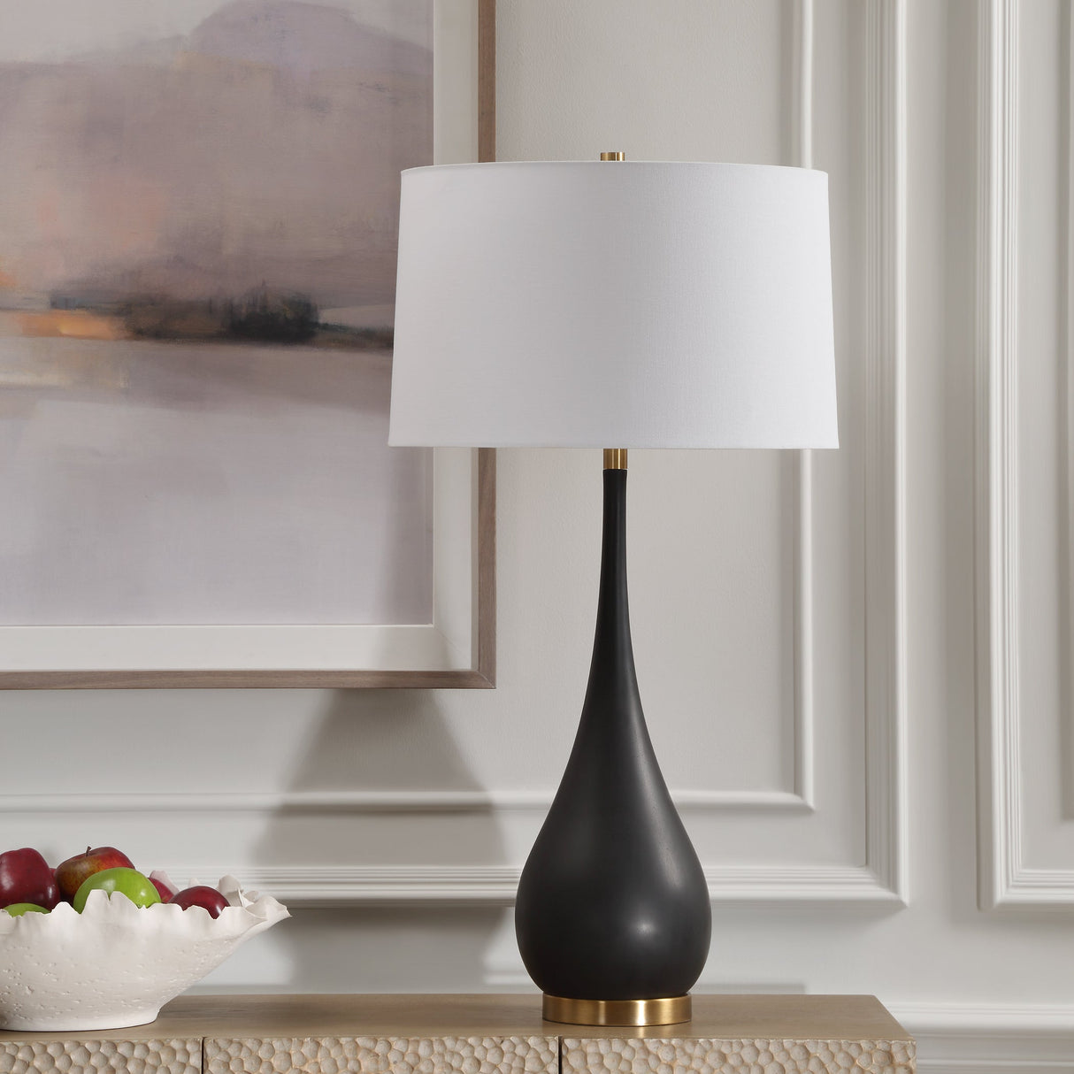 Nocturnal Black Table Lamp