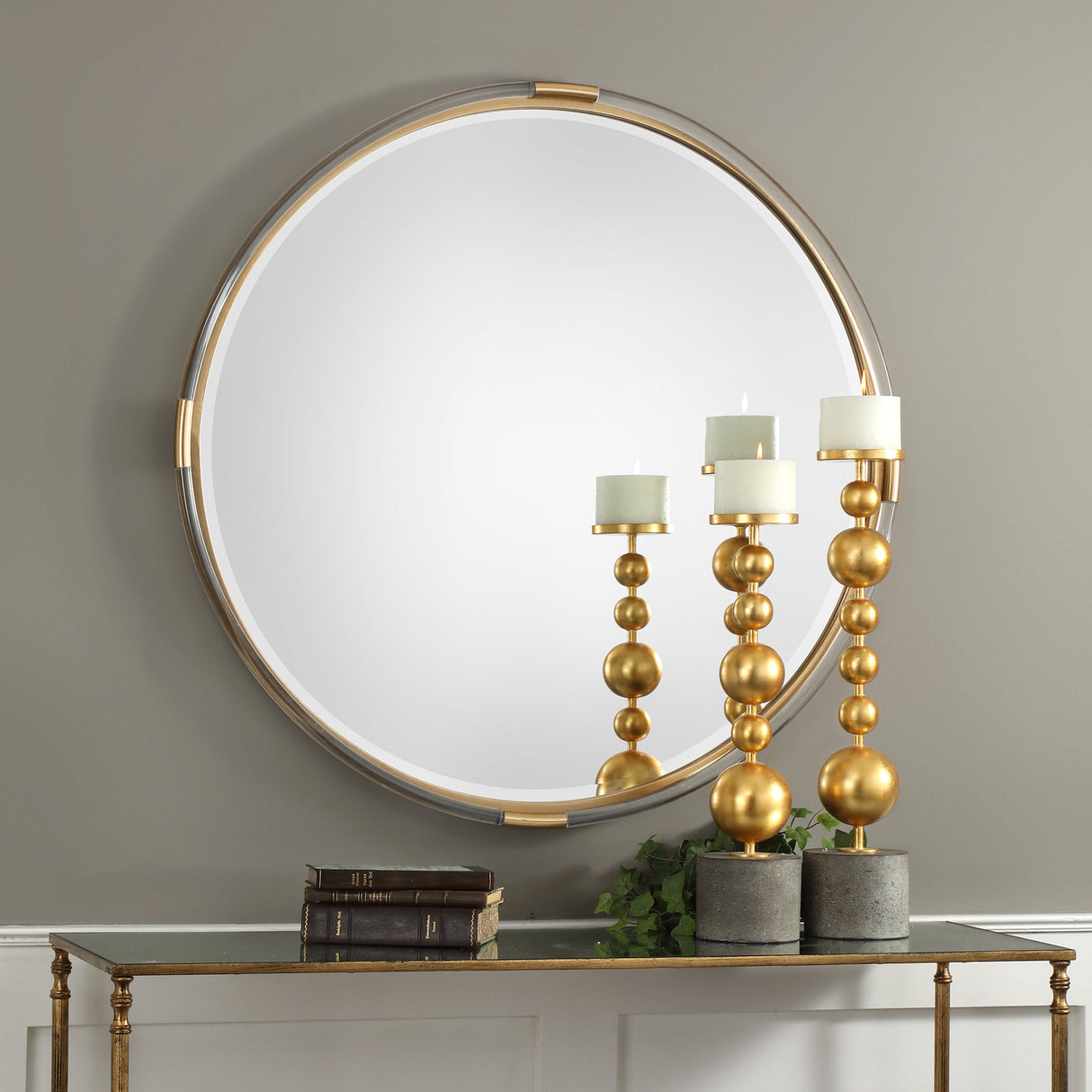 Mackai Round Mirror