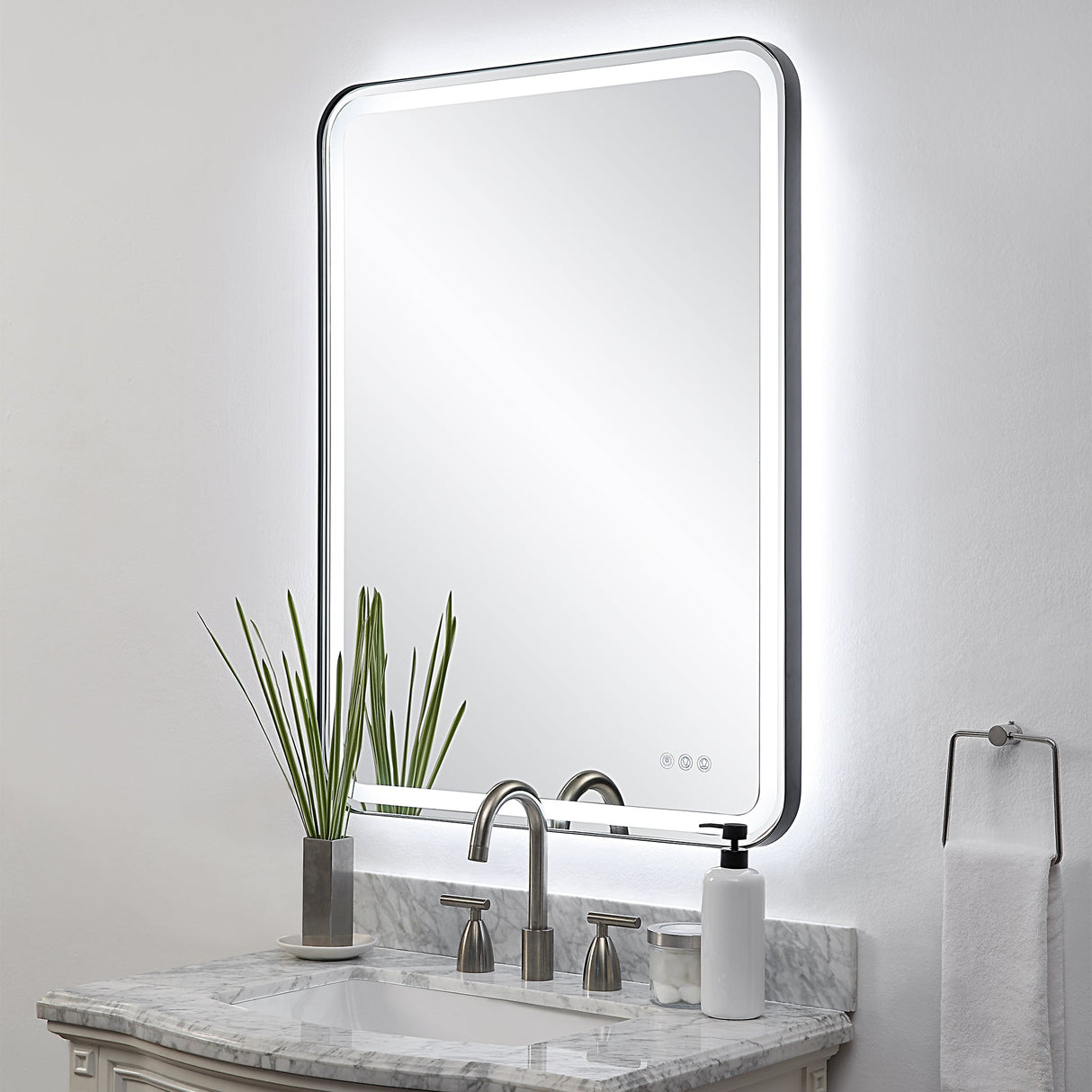 Crofton Lighted Large Mirror, Black