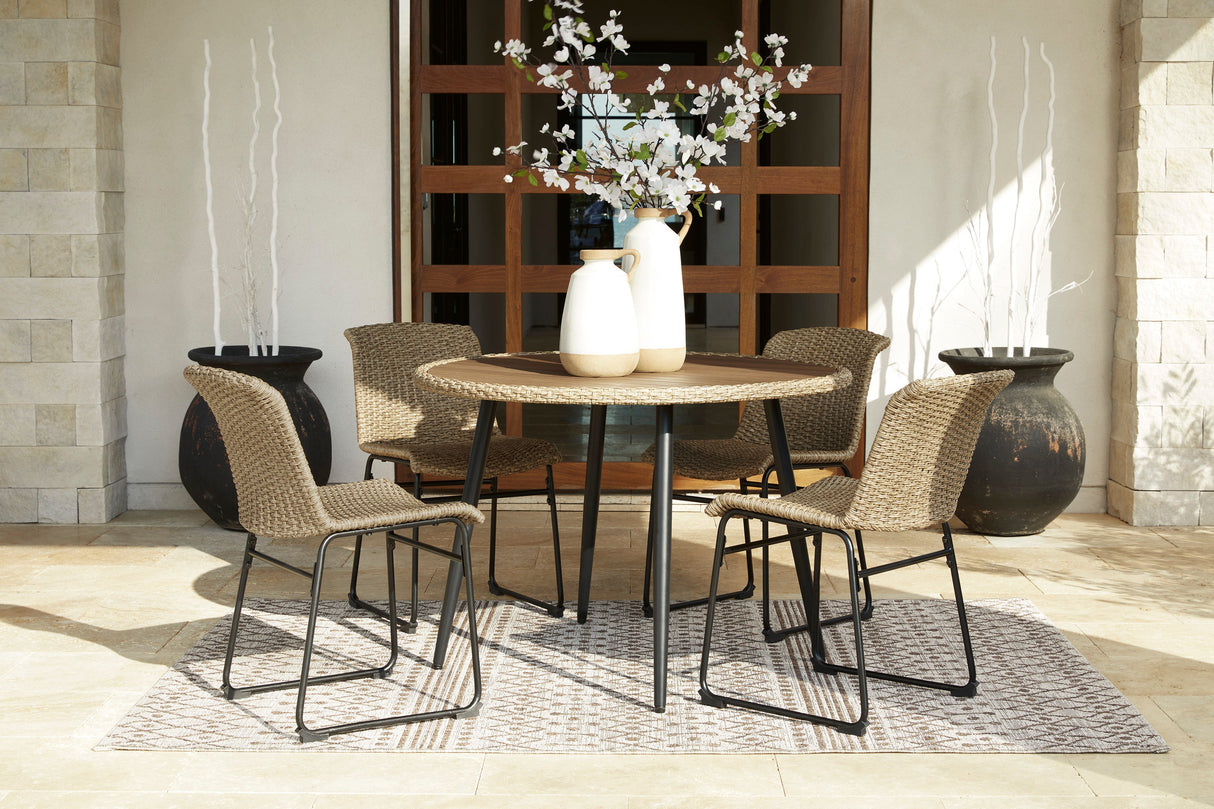 Amris Outdoor Dining Set