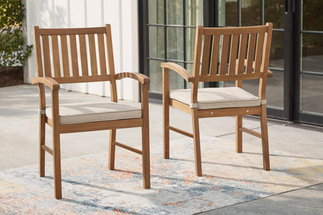 Janiyah Outdoor Dining Set