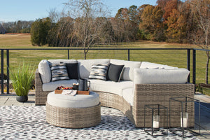 Calworth Outdoor Set