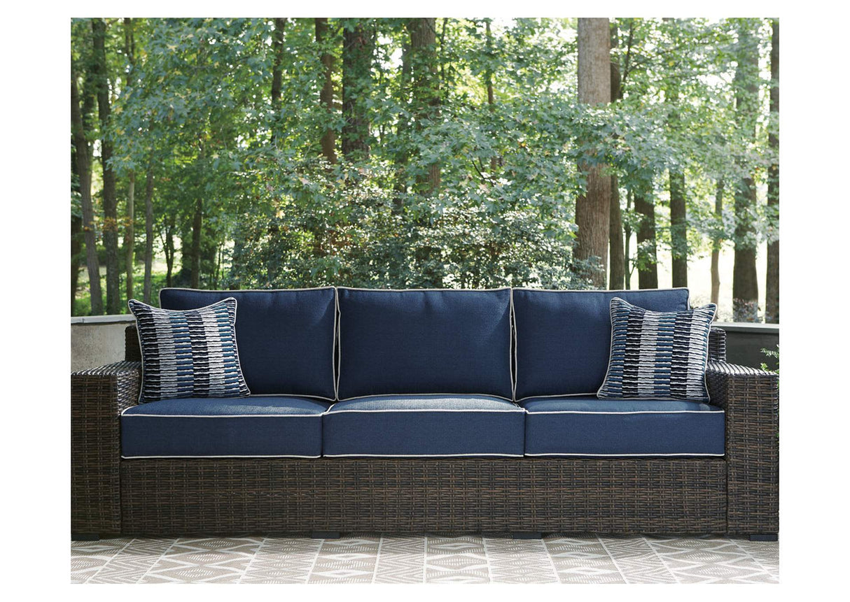 Grasson Lane Nuvella Outdoor Set