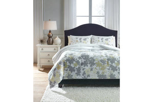 Maureen King Comforter Set