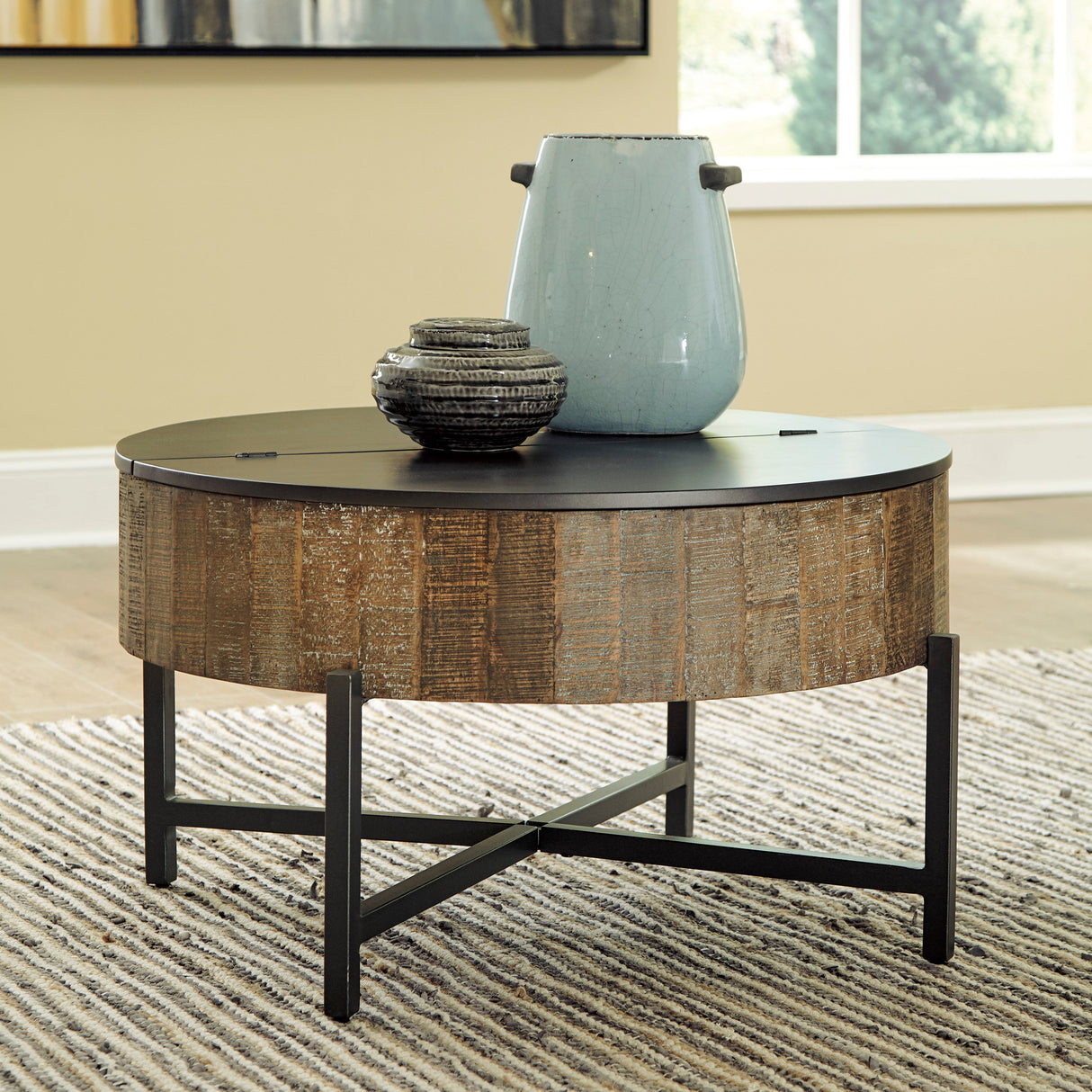 Nashbryn Coffee Table with Lift Top