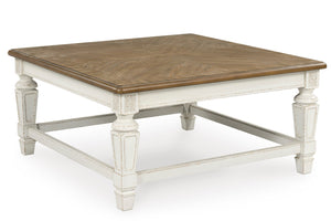 Realyn Square Table Set