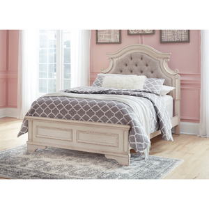 Realyn Full Upholstered Panel Bed