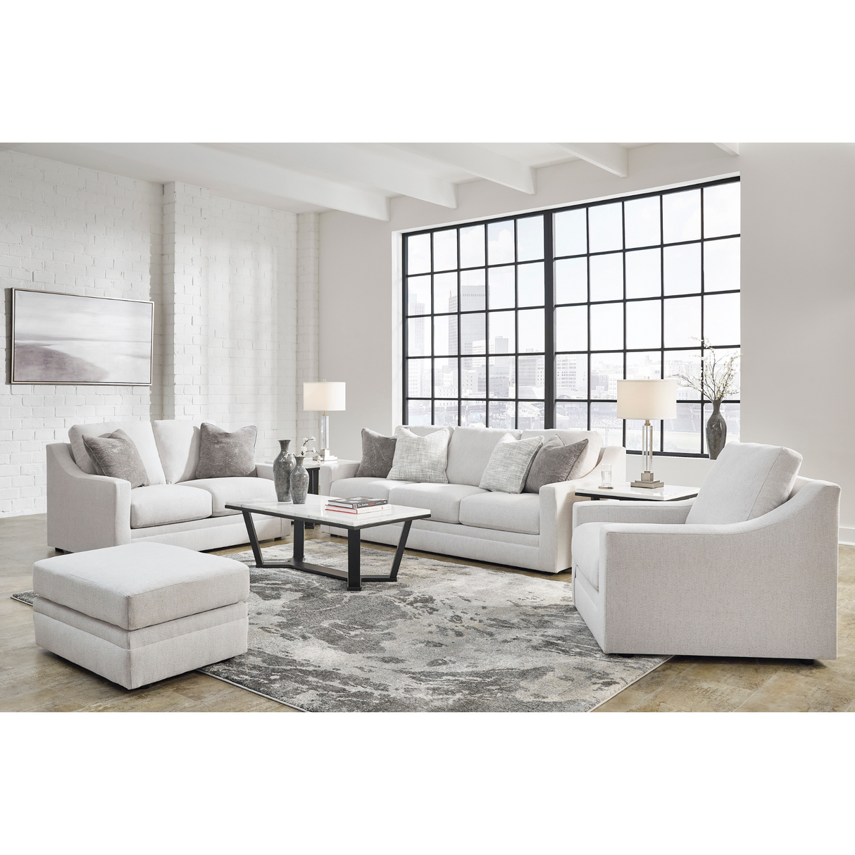 Maitelynn sofa set