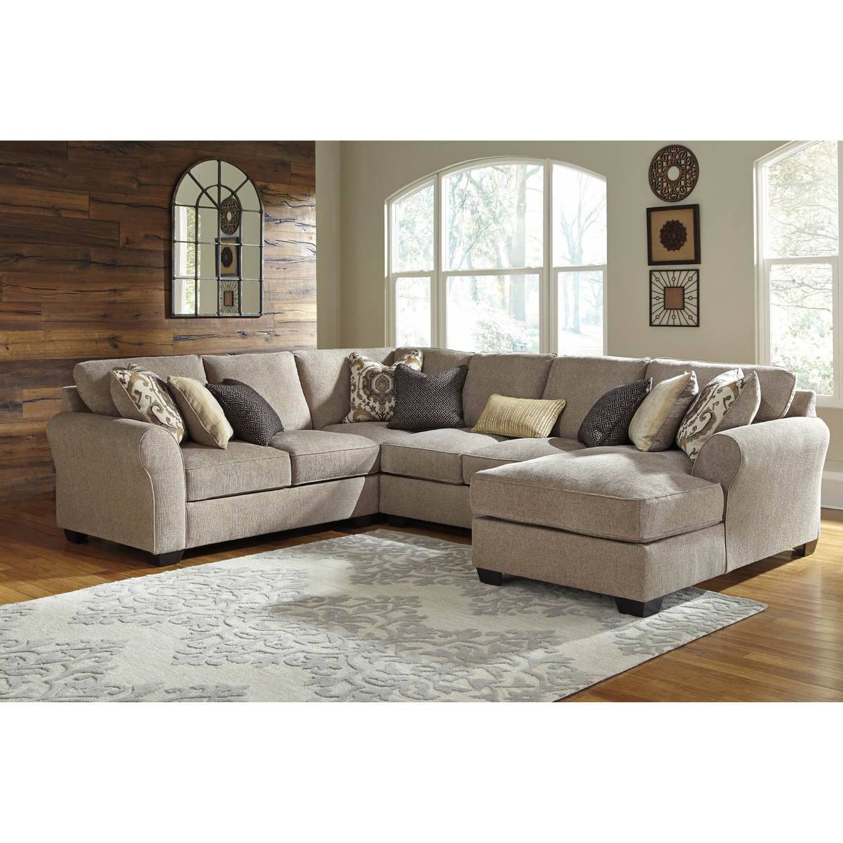 Pantomine Sofa set