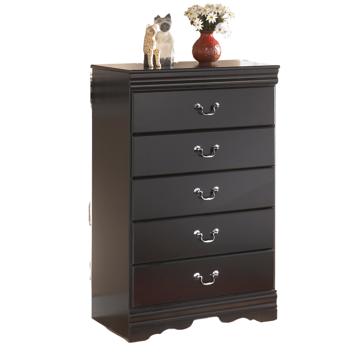 Huey Vineyard Chest of Drawers