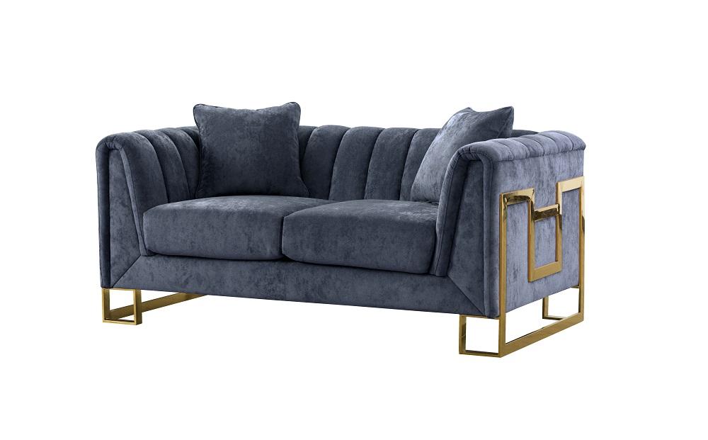 Rasha Exquisite Loveseat