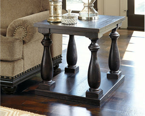 Mallacar End Table