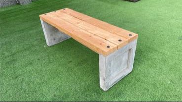 Nature’s Touch Bench