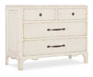 Americana Bachelor Chest